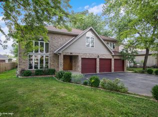 10S210 Oneill Dr, Burr Ridge, IL 60527