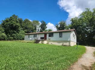 100 Blue Rd, Dickson, TN 37055