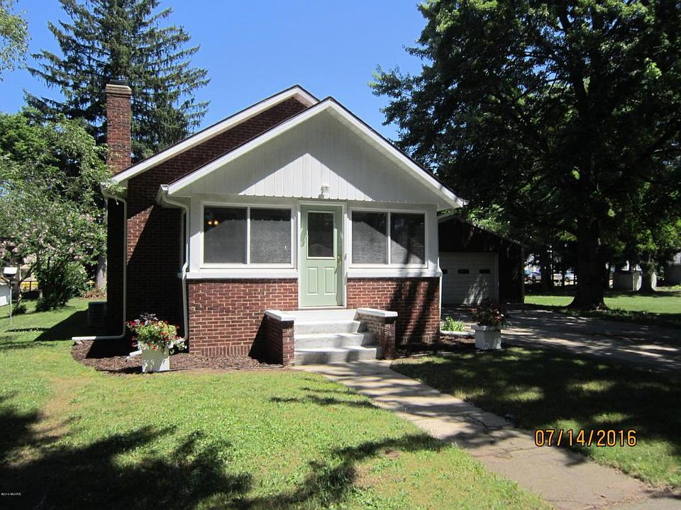 1st image of 1329 Sheridan Ave