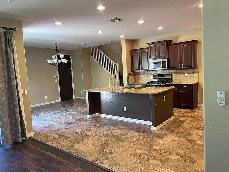 1046 S Annie Ln — Photo 13