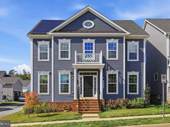 22000 Moorhen St, Clarksburg, MD 20871