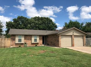 1205 Whispering Oaks Blvd, Moore, OK 73160