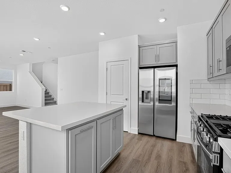 2774 Horseshoe Cir — Photo 5