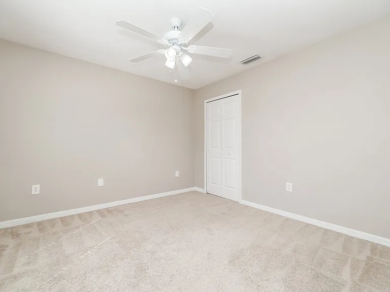 4013 Constantine Loop — Photo 13