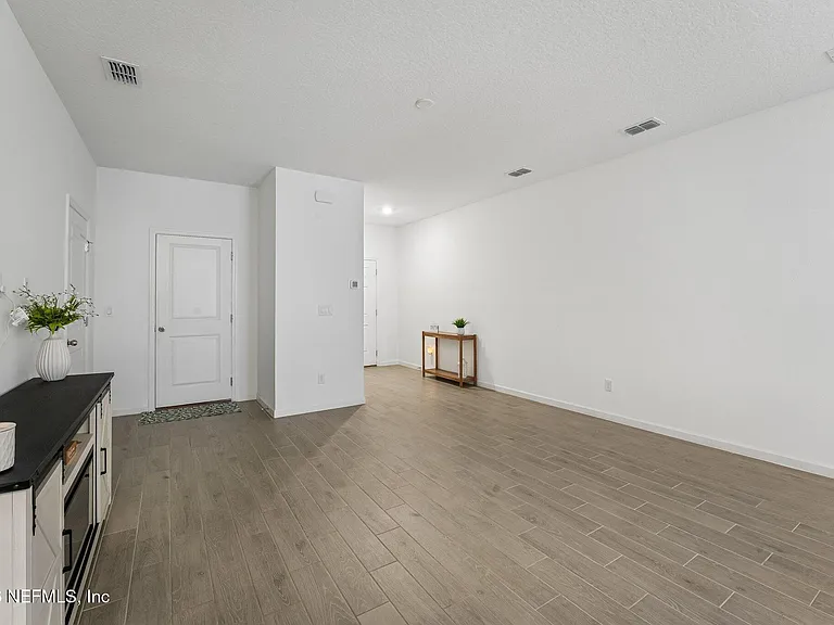 2160 Windward Cay Ln — Photo 6