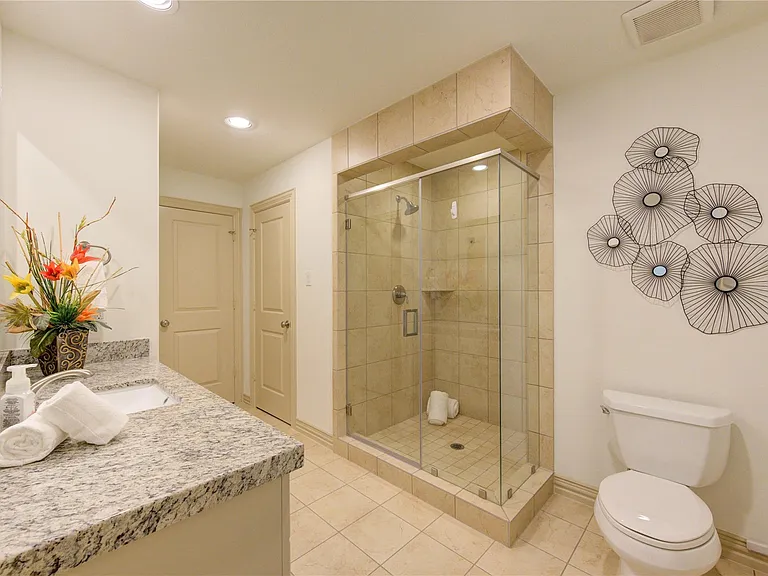 13606 Teal Bluff Ln — Photo 43