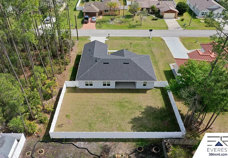 67 Brewster Ln — Photo 40