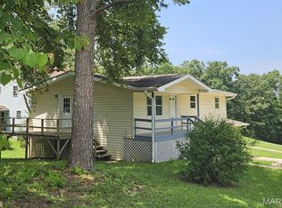 485 Skyview Dr, Ellington, MO 63638