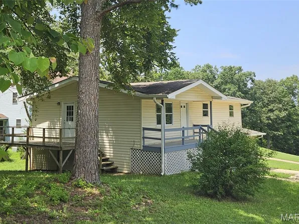 485 Skyview Dr, Ellington, MO 63638