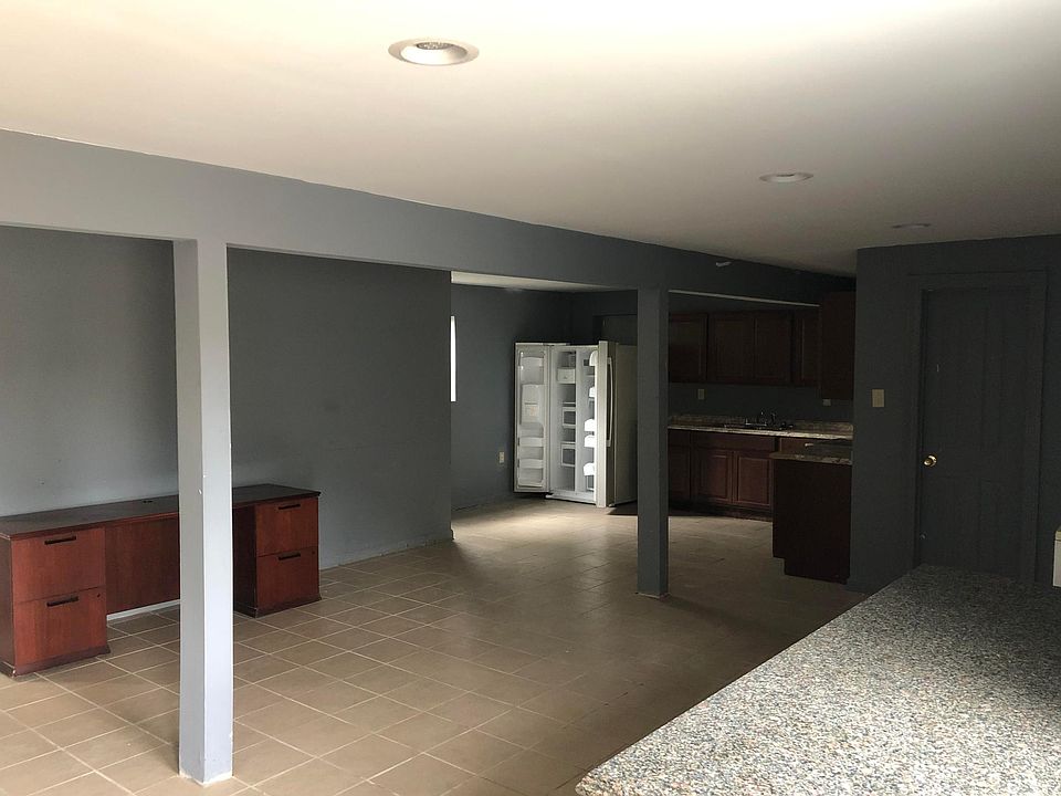 Entrance first floor, living room and kitchen area