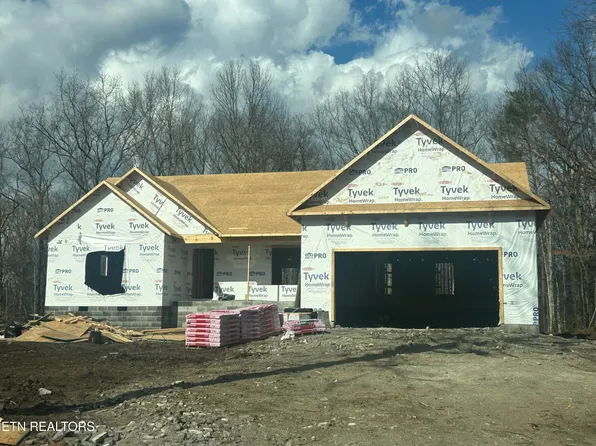 173 Divide Trl, Monterey, TN 38574