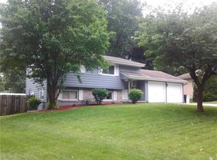 807 NW Maynard St, Blue Springs, MO 64015