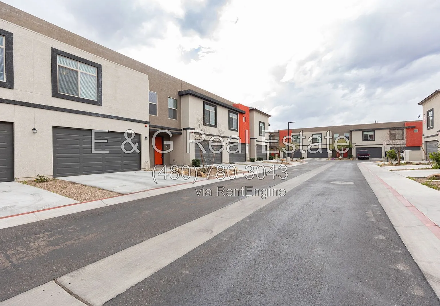 3 bed, 2.5 bath, 1778 sqft, $2,395 — Photo 2