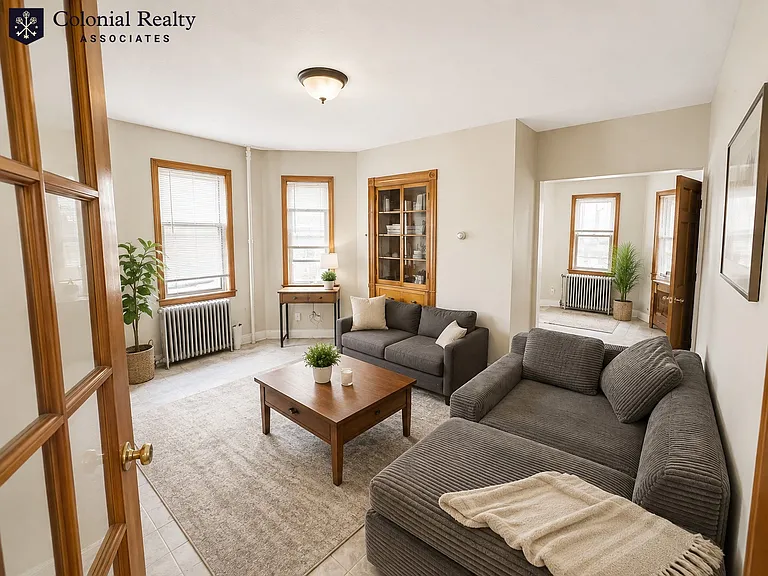 17 Shannon St #2 — Photo 5