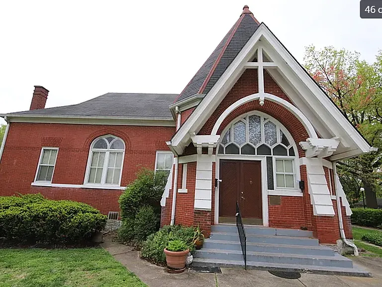 2322 W. Chestnut — Photo 1