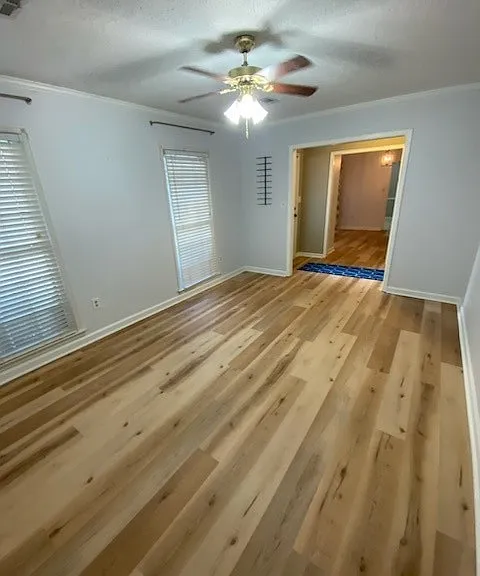 1206 Cedric Ct — Photo 3