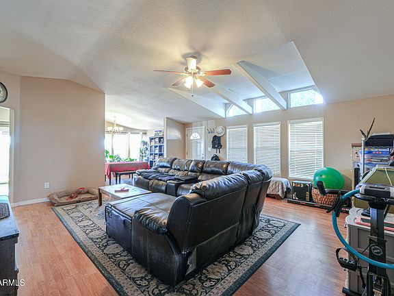 3rd image of 56125 W Barnes Rd