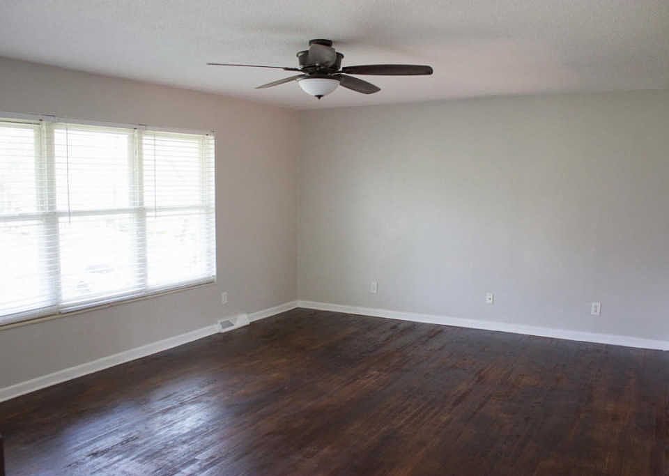 1st image of 9556 Sarasota Dr