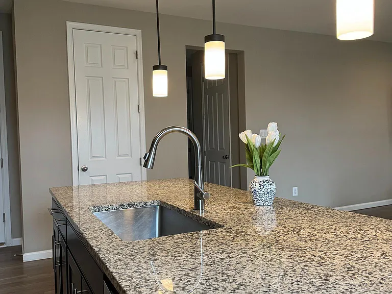 12512 Chambliss Dr — Photo 8