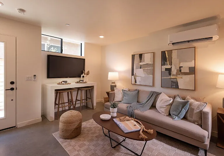 2664 L St #9 — Photo 1