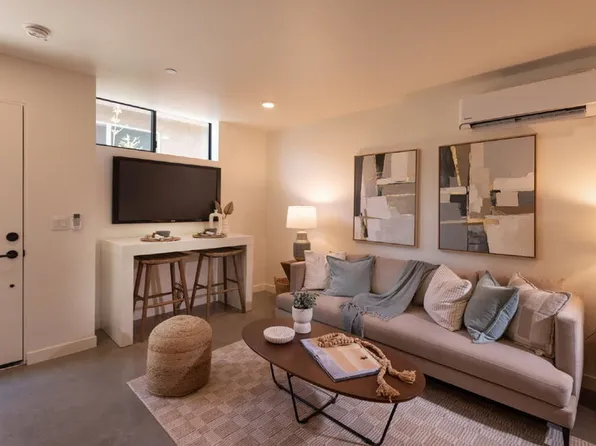 2664 L St, San Diego, CA
