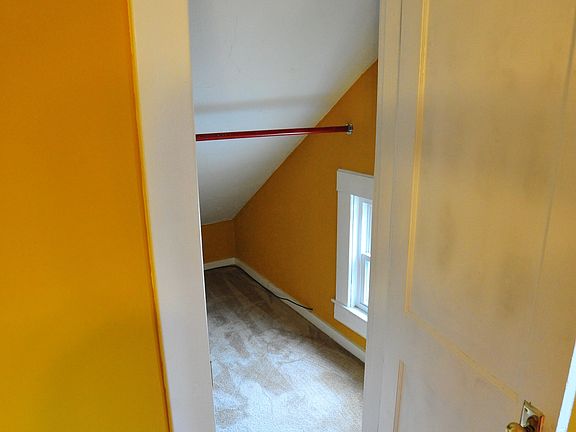 Yet another walk in closet