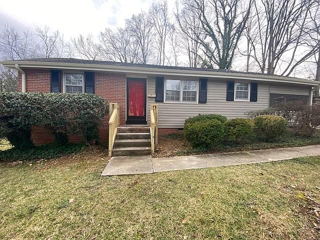 1st image of 2617 Shady Lawn Dr