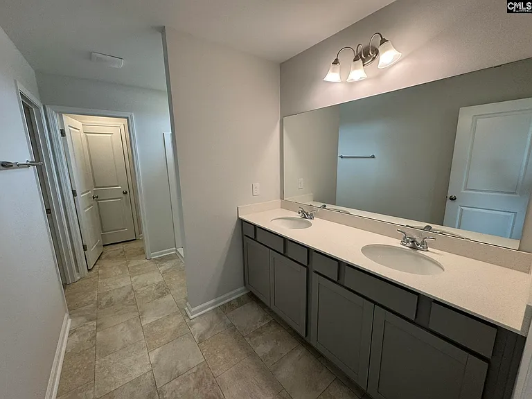 3062 Hallsdale Dr — Photo 10
