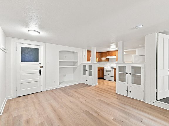 4th image of 5007 W 30th Ave