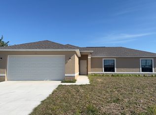 107 SE 4th Pl, Cape Coral, FL 33990