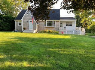 79 Prospect Ave, Middletown, RI 02842