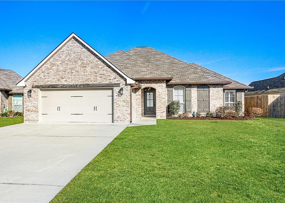 1st image of 31380 Sevenmill Dr