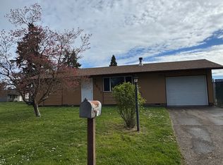3671 Cherokee Dr, Springfield, OR 97478