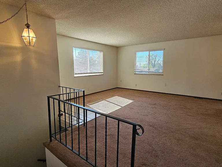 9783 Croke Dr — Photo 3