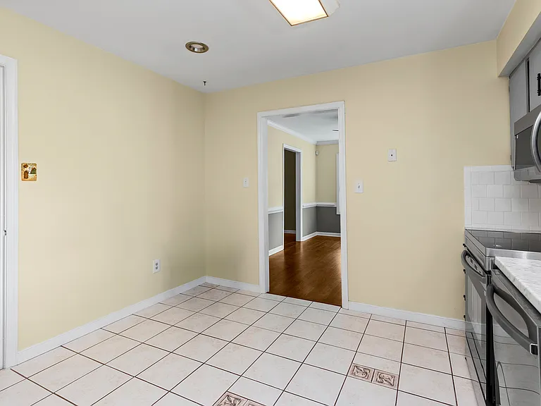 10112 Post Horn Dr — Photo 18