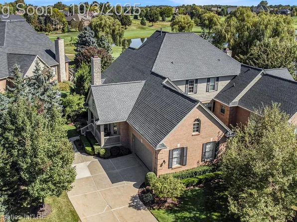 23710 Spy Glass Hl N, South Lyon, MI 48178