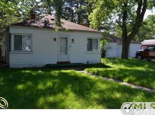 21346 Inkster Rd, Southfield, MI 48033