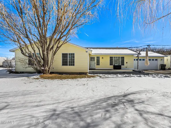 2889 Stone Rd, Yakima, WA 98908