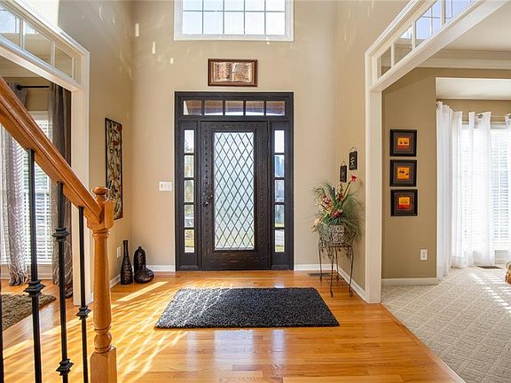4th image of 2024 Sugar Springs Dr