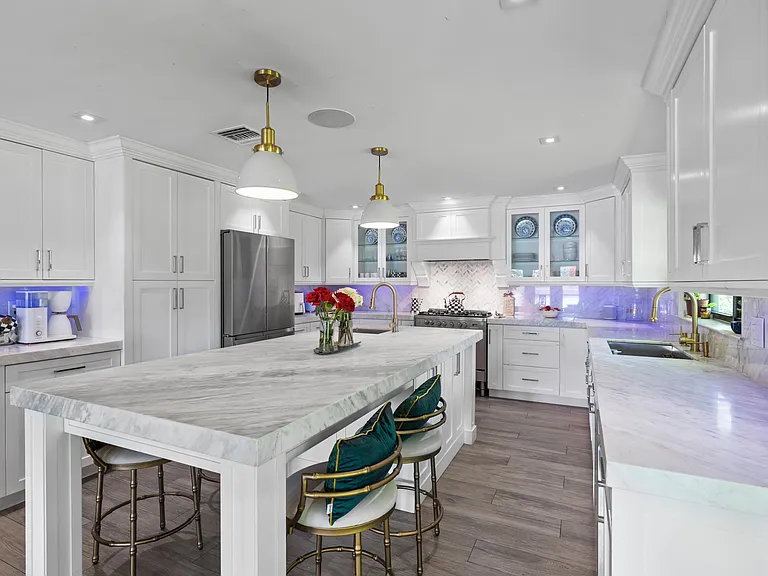 6204 Celadon Cir — Photo 19
