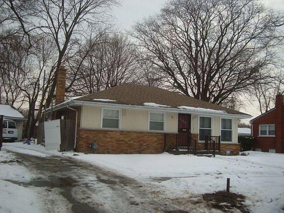 3rd image of 20524 Burgess Ct