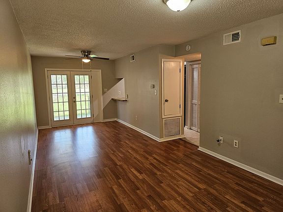 4th image of 627-633 Joe Farris Dr #949F8773D