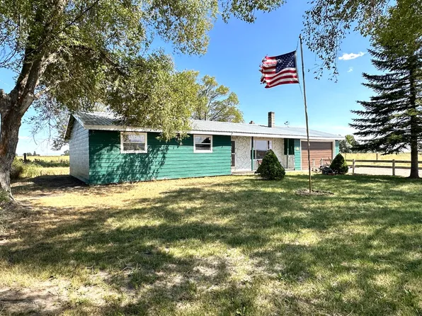 70369 Red Barn Rd, Burns, OR 97720