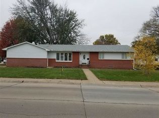 1710 W 14th St, Hastings, NE 68901