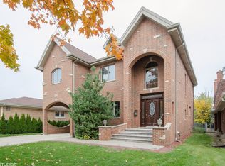 7008 Birchwood Ave, Niles, IL 60714