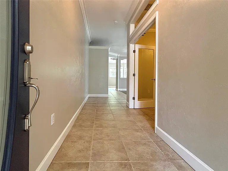 14424 NW 22nd Pl — Photo 2