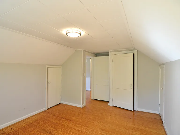 7620 Montgomery Rd — Photo 17