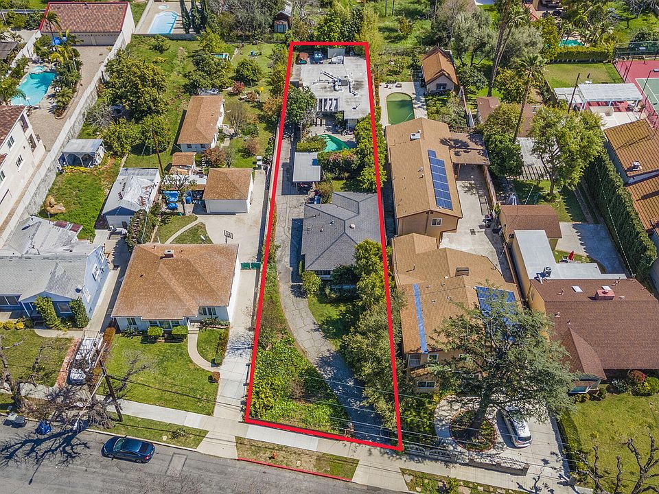 1st image of 1056 E Providencia Ave