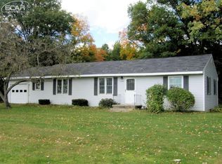 13000 W Burt Rd, Chesaning, MI 48616