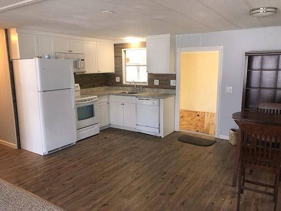 2nd image of 141 E Sterling Way